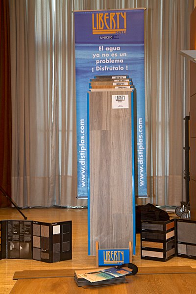 106 expositor liberty clic